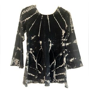 Sacred threads long sleeve tie dyed pocket flare bell sleeve lettuce bottom top